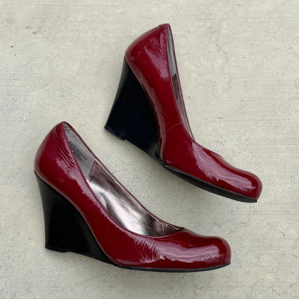 Inc International Concepts Red Patent Leather Office Siren Wedge Heels Size 6.5